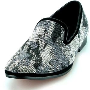 Fiesso Camouflage B&W rhinestone loafer sz 10